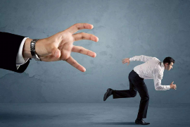 討債受傷對方要負(fù)責(zé)任嗎？法律角度為您解答